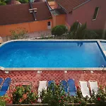 Complex Karia