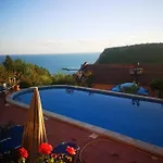 Complex Karia