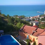 Complex Karia