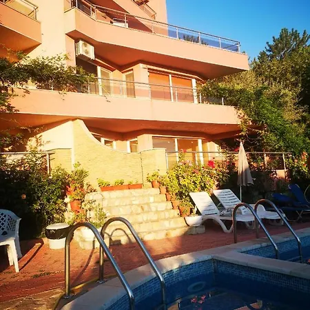 Διαμέρισμα Complex Karia Καβάρνα