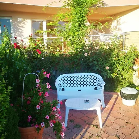 Complex Karia Apartamento Kavarna