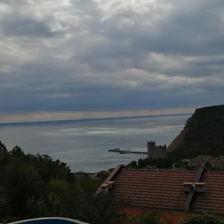 Complex Karia Apartamento Kavarna