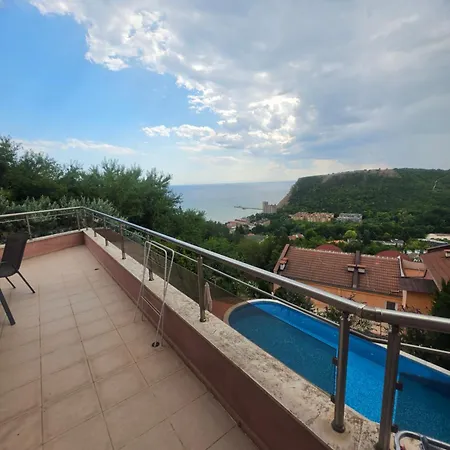 Complex Karia