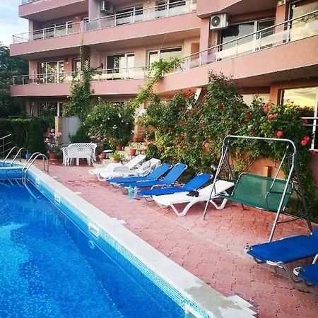 Complex Karia Apartamento Kavarna
