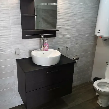 شقة Complex Karia كافارنا