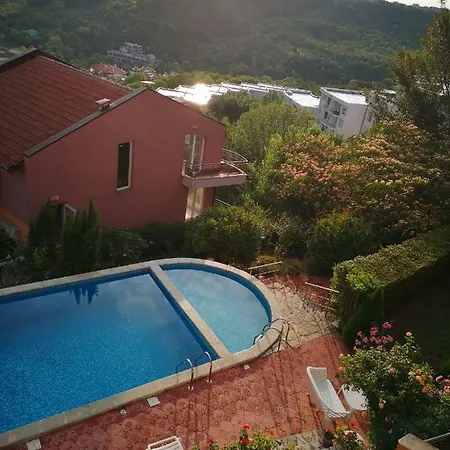 Complex Karia *