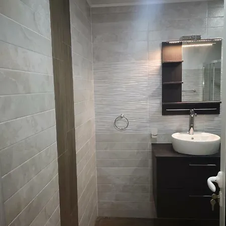 Apartment Complex Karia *