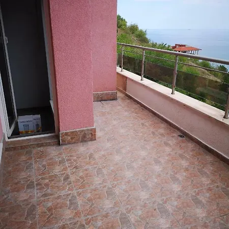 Apartment Complex Karia Kawarna